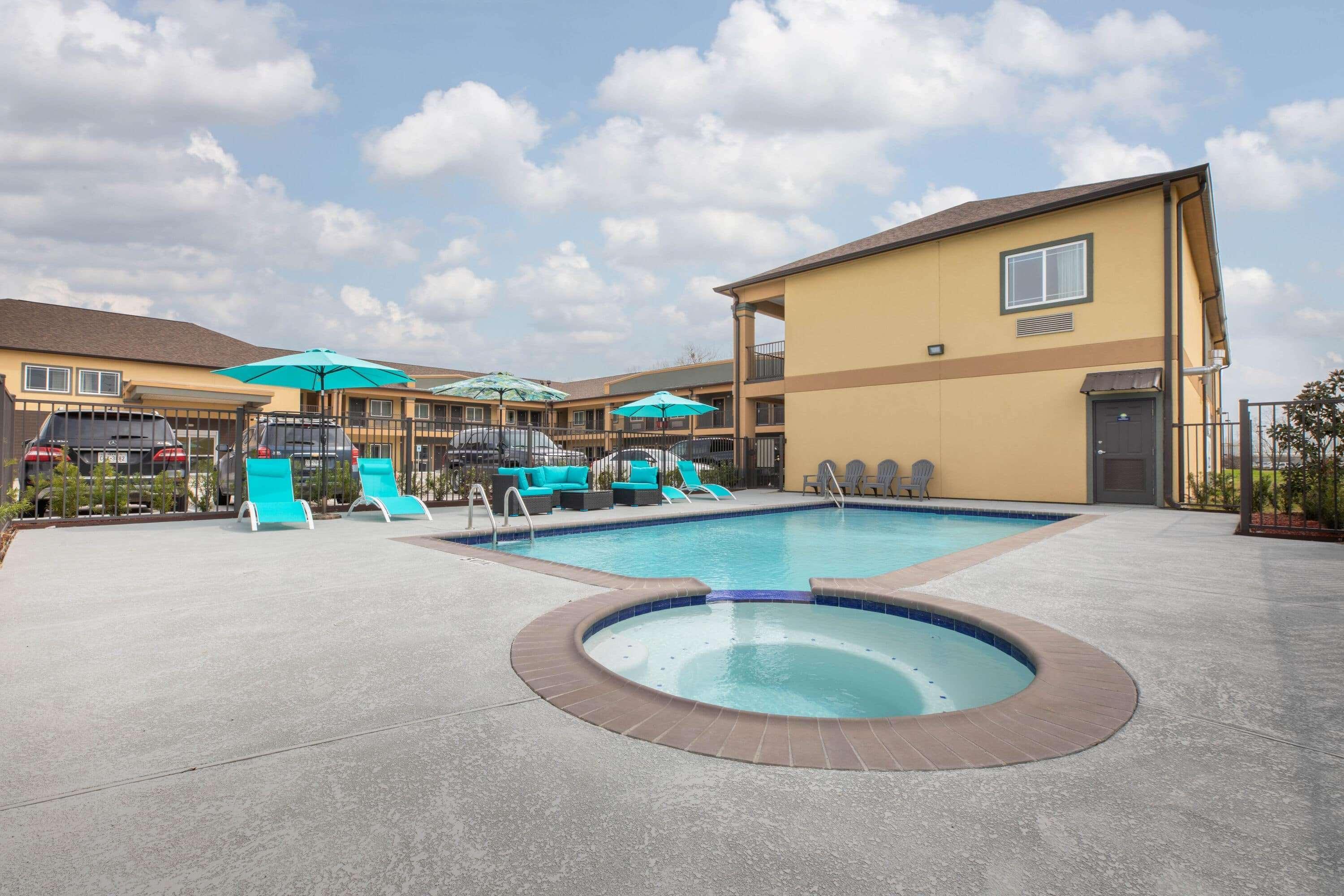 Days Inn & Suites By Wyndham La Porte Exterior foto
